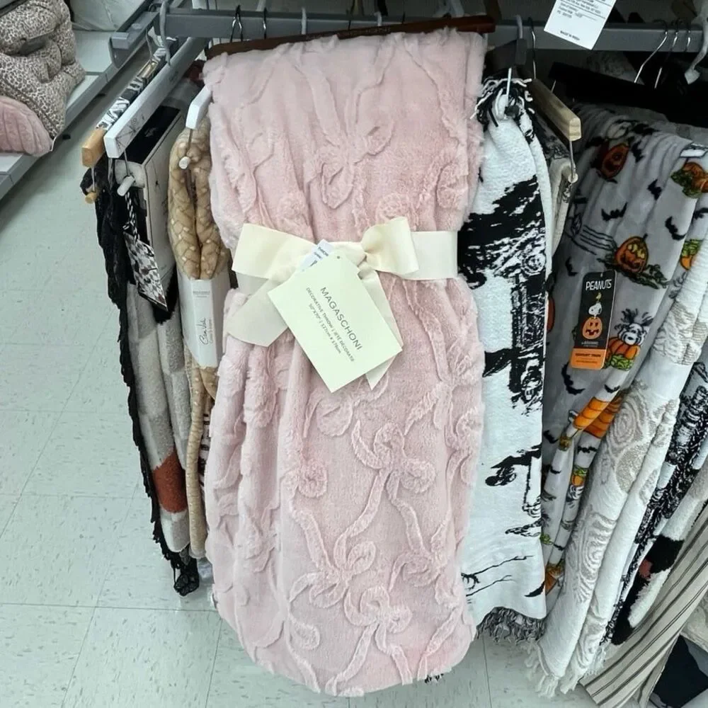 Magaschoni Pink Ribbon Bow Decorative Plush Throw Cozy Faux Fur Blanket